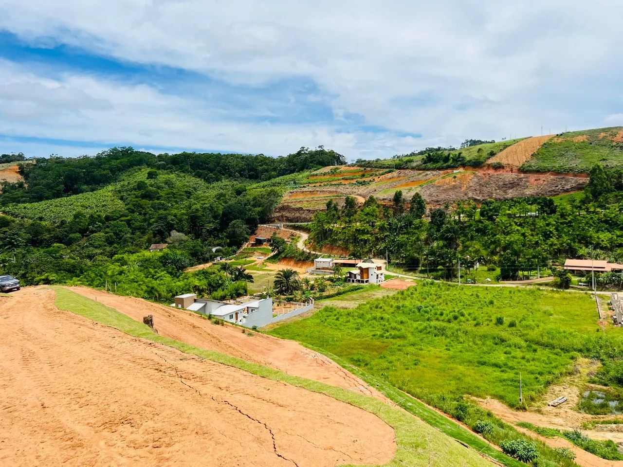 Terreno com vista espetacular em condomínio fechado, alto padrão. - Foto 5