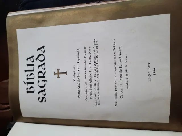 Biblia Sagrada Barsa com cavalete de madeira - Foto 2