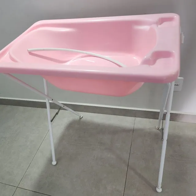 Lote 200 banheira bebé dobrável rosa/verde revenda - Novo Torres