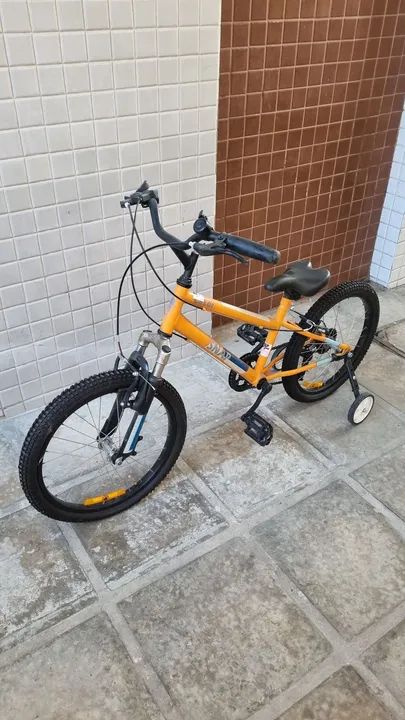 Bicicleta Infantil com Rodinhas - Foto 4
