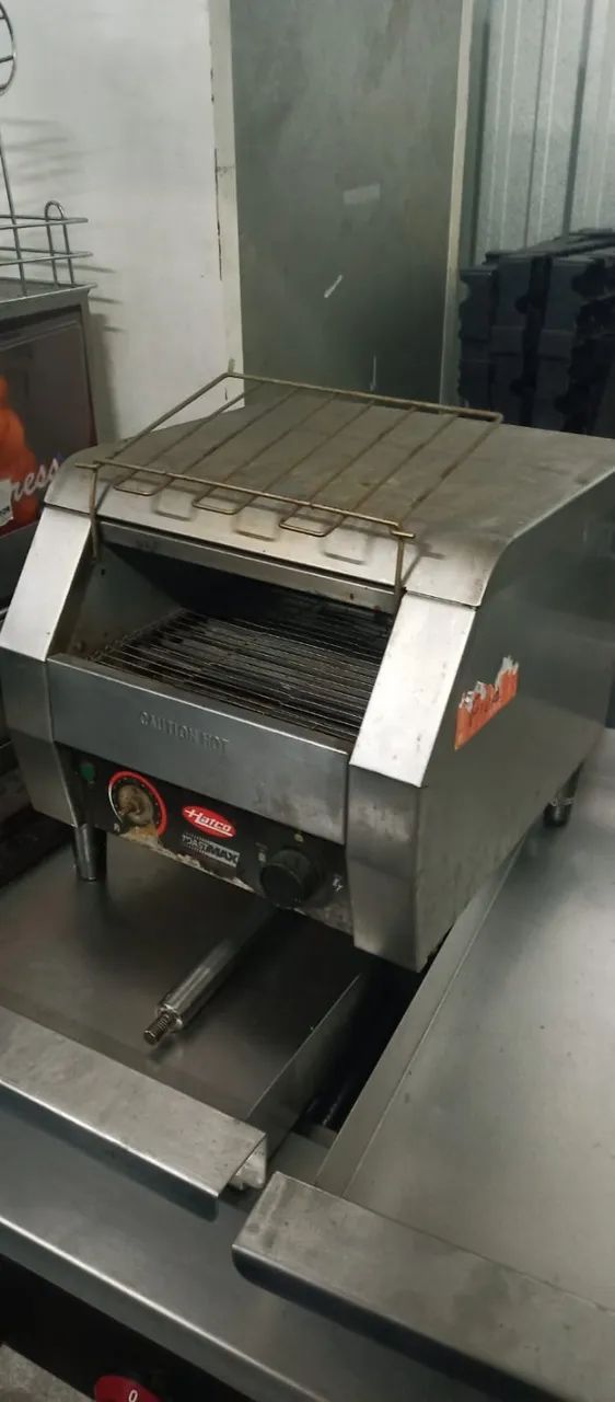 Tostador de esteira para pães TM10