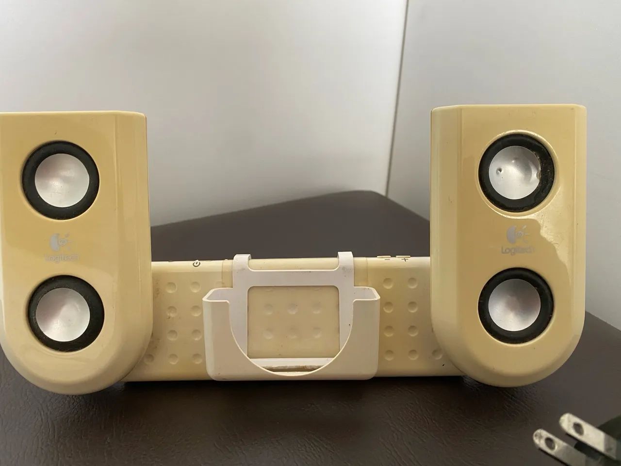 Caixa de Som Logitech Portátil - mm22 Speakers - Foto 4