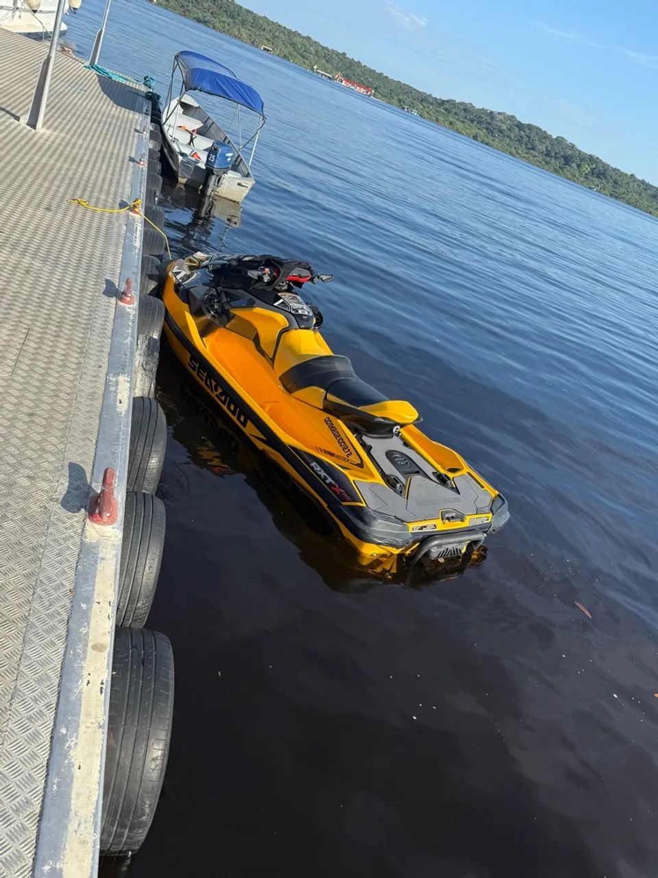 Aluguel de jet Ski para habilitados