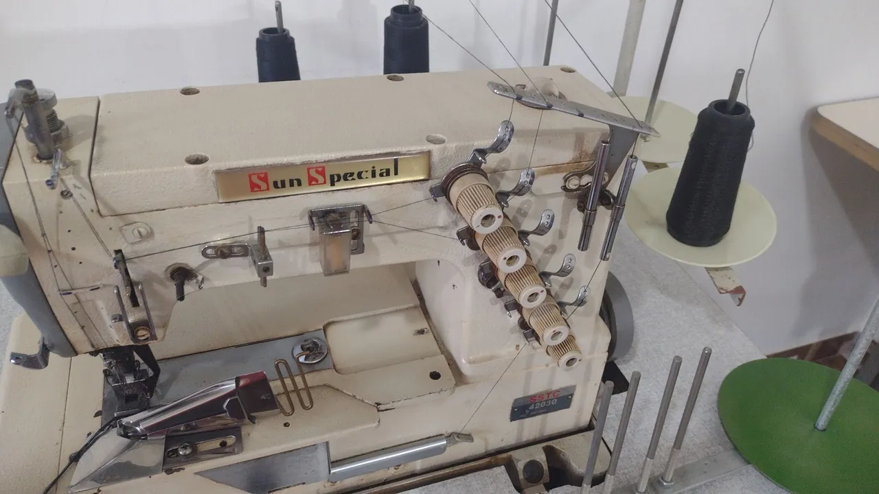 Máquina de costura industrial Sun Special