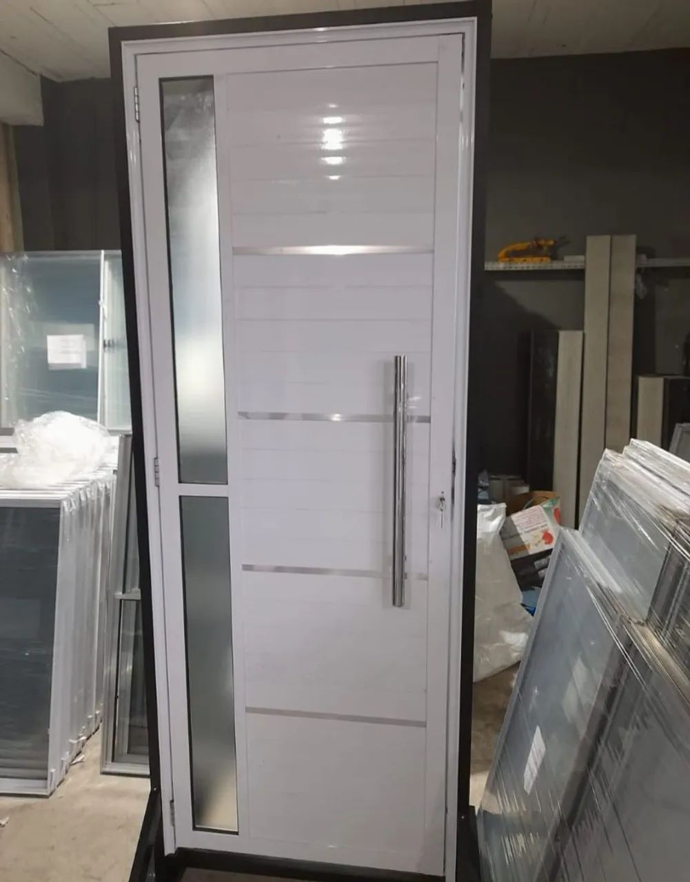 Portas de alumínio branco lambril 80cm - Super promoção  - Foto 2
