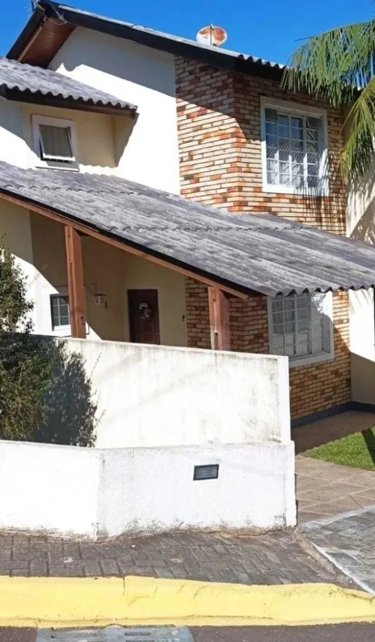 Sobrado com 3 dormitórios à venda, 120 m² - Santa Cândida - Curitiba/PR