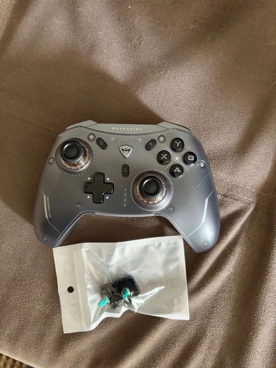 Controle Gamer MACHENIKE G5 Pro V2 + Par de analógicos substituiveis - Foto 4