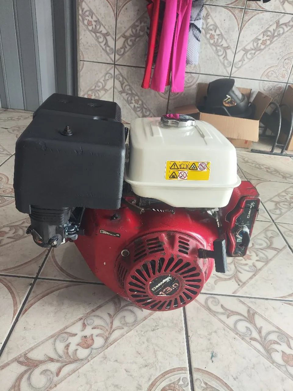 Motor branco 13hp partida elétrica 