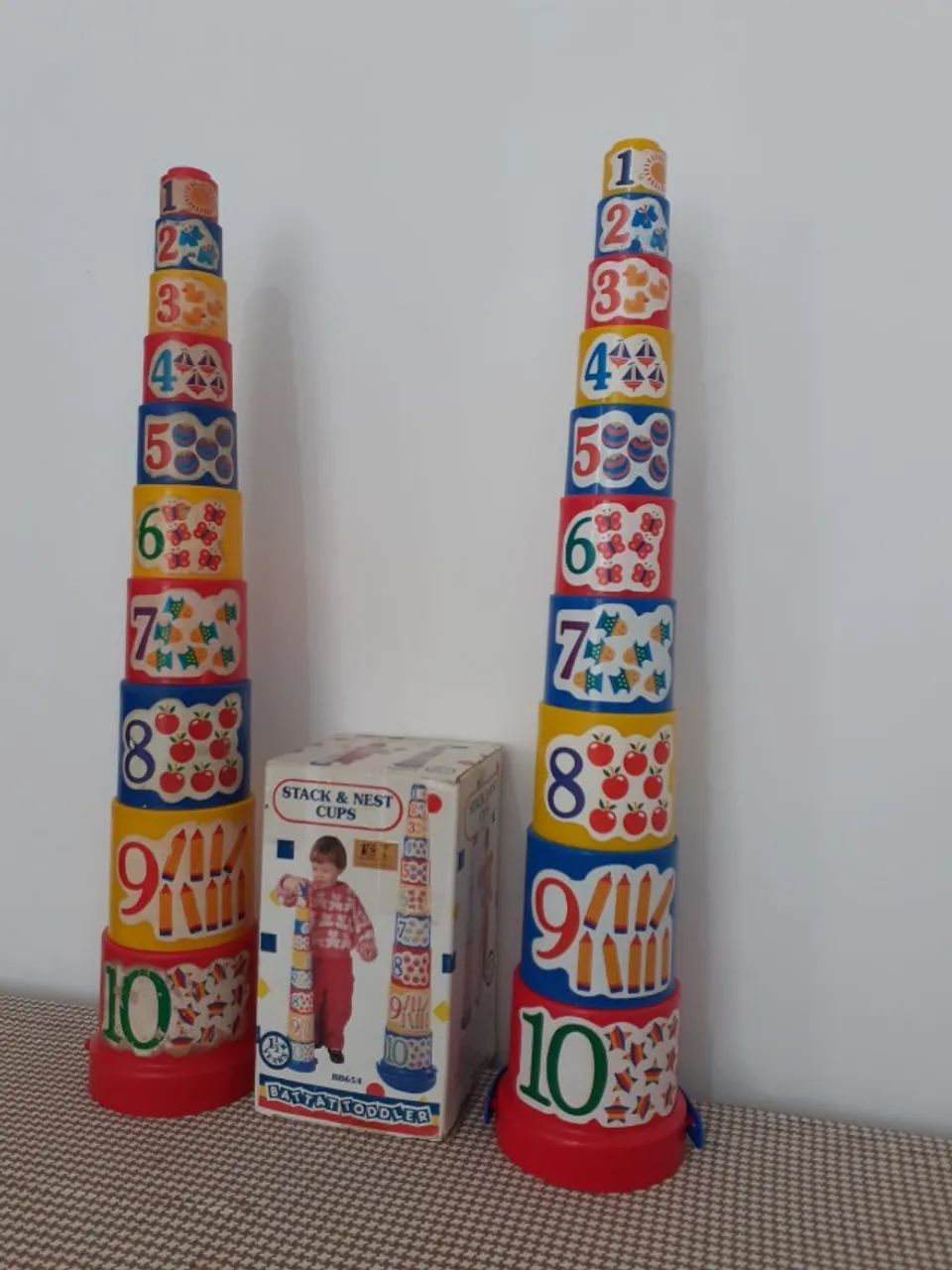 Brinquedo Infantil - Copos de Empilhar e Encaixar - Battat - Foto 3