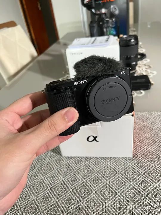 Sony ZV-E10 corpo + acessórios - Foto 6