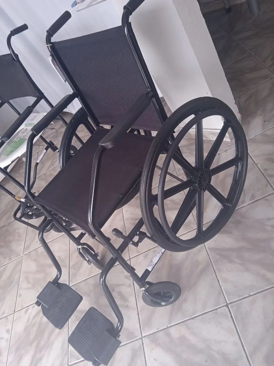 Cadeira de rodas dobrável - Foto 2