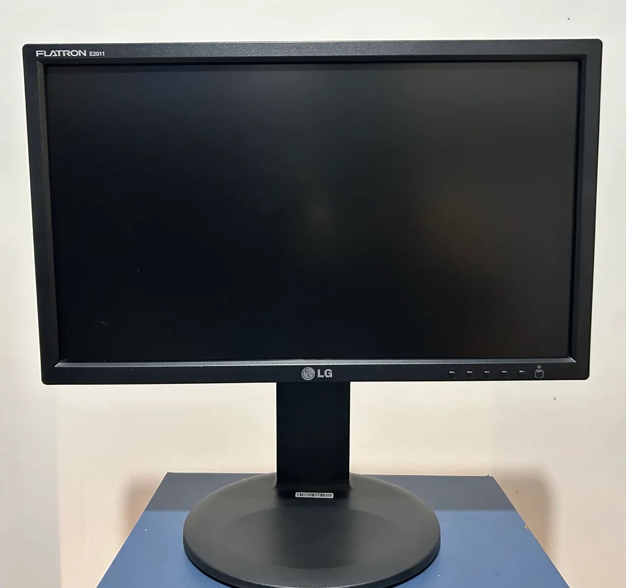 Monitor LG 20 polegadas gira na vertical/ vga e dvi