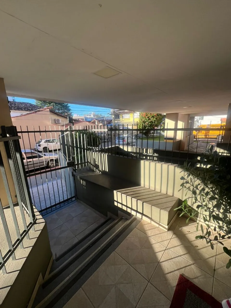 Vendo Apartamento 2 Quartos + Escritório em Jardim Camburi