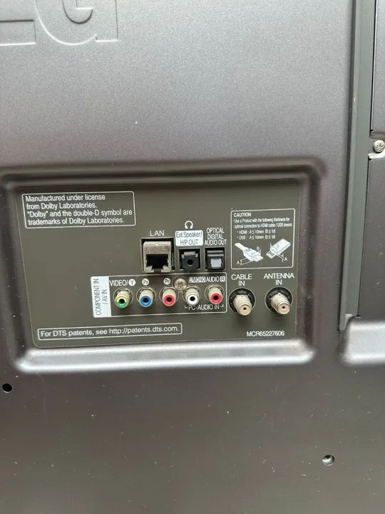 TV LG modelo 42lb 6500  polegadas funcionando tela trincada - Foto 4