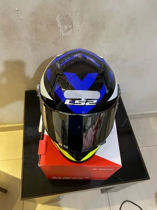 Capacete LS2 FF358 branco e azul starwa
