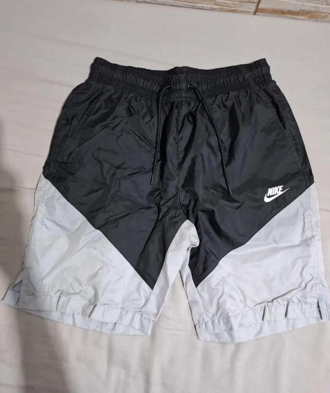 Short Nike impermeável original em ótimo estado tamanho M