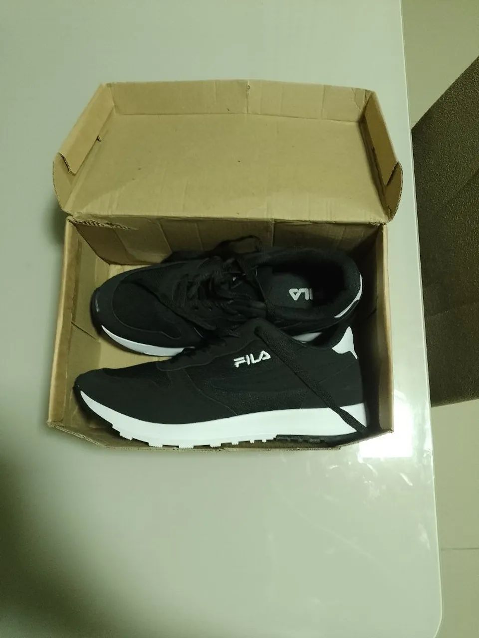 Tênis Fila Preto - Novo com Caixa 
