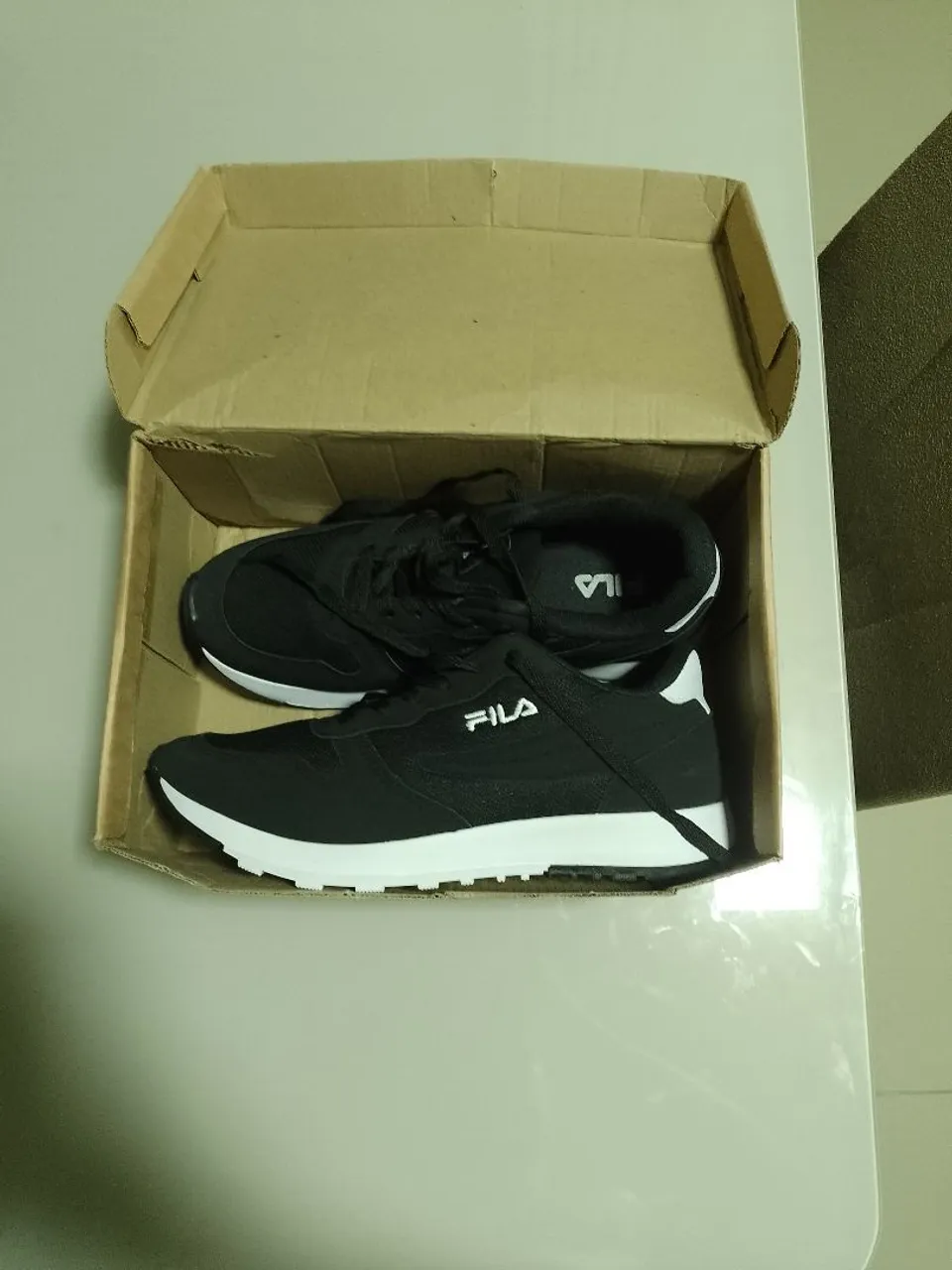Tênis Fila Preto - Novo com Caixa