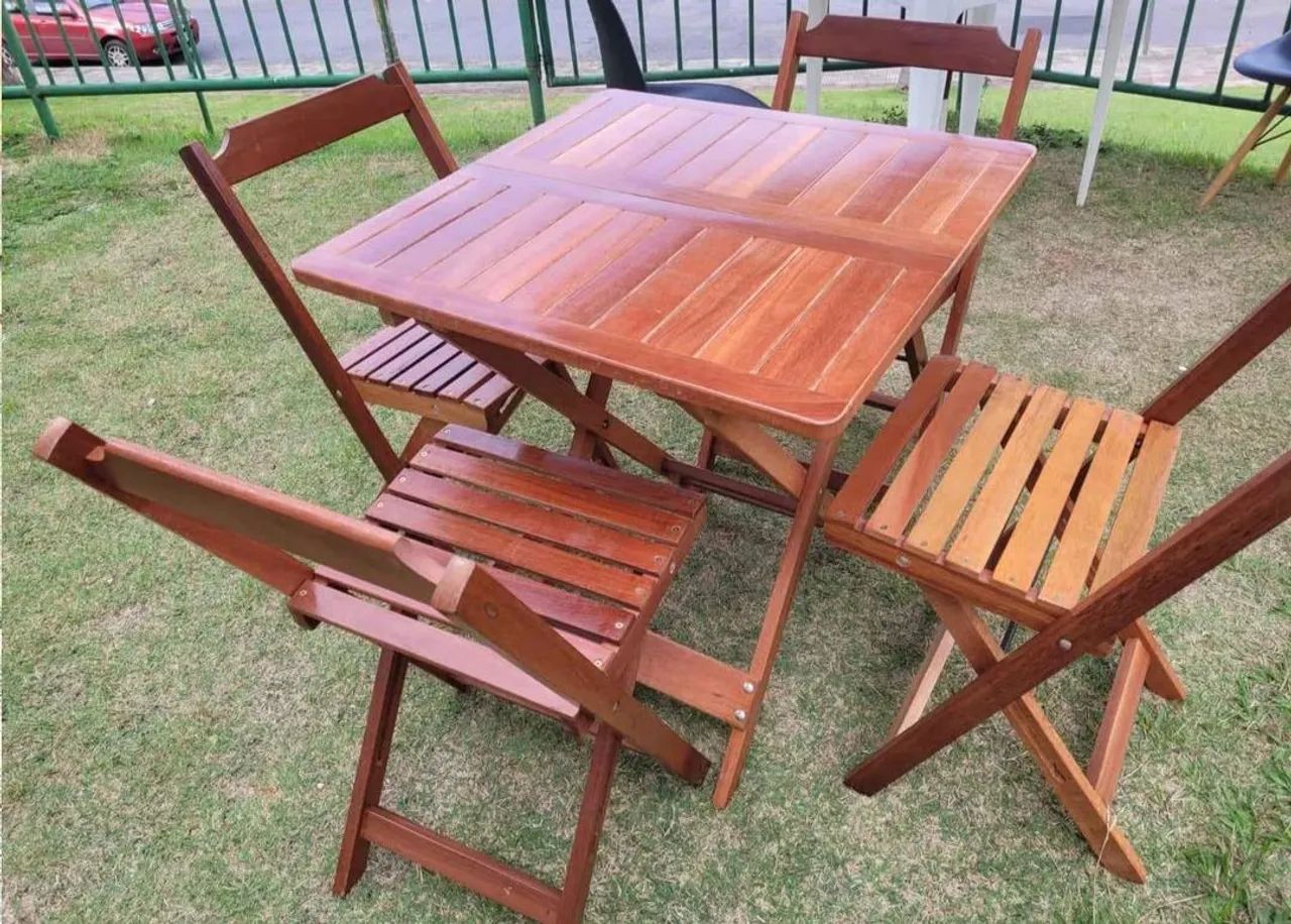 Conjunto de Mesas Bistrô e Retangular de Madeira Dobráveis - Praticidade e Estilo! - Foto 5