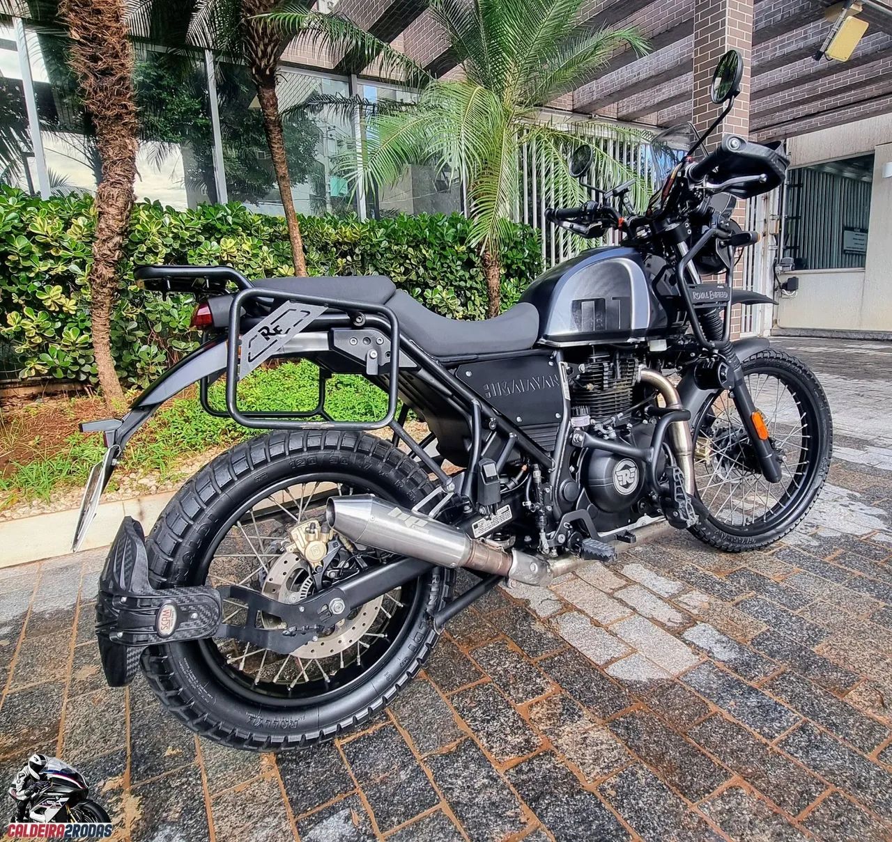 ROYAL ENFIELD HIMALAYAN 411 EFI ANO 2024 COMPLETA ACESSÓRIOS  - Foto 3