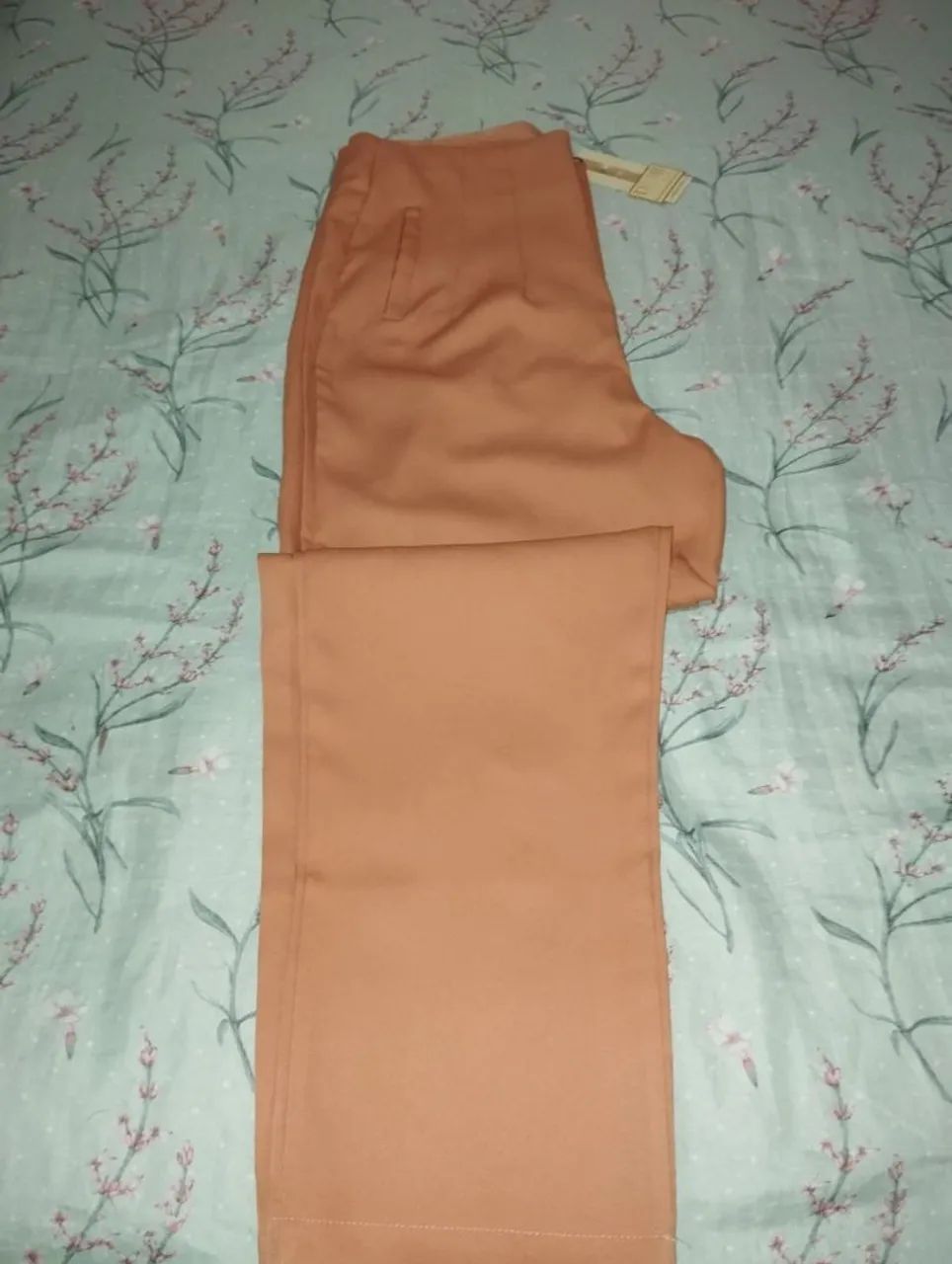 Calça alfaiataria Feminina - Foto 2