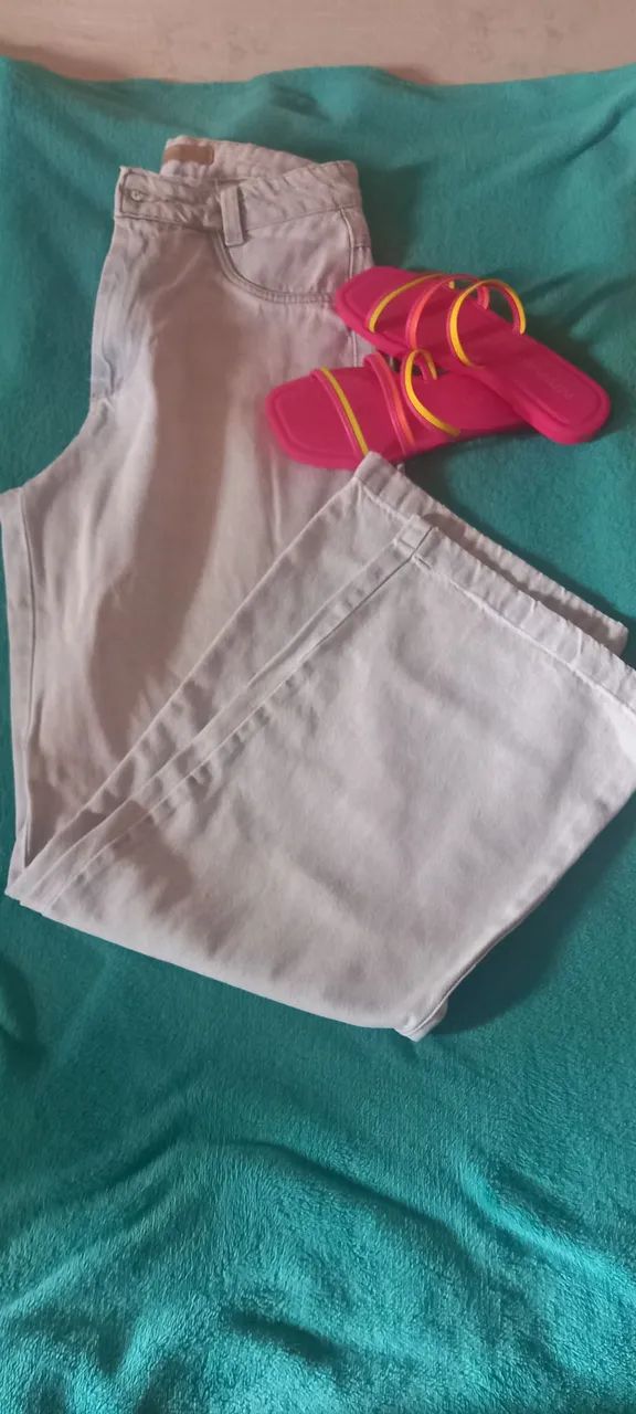 Calça jeans boca larga, jeans grosso 