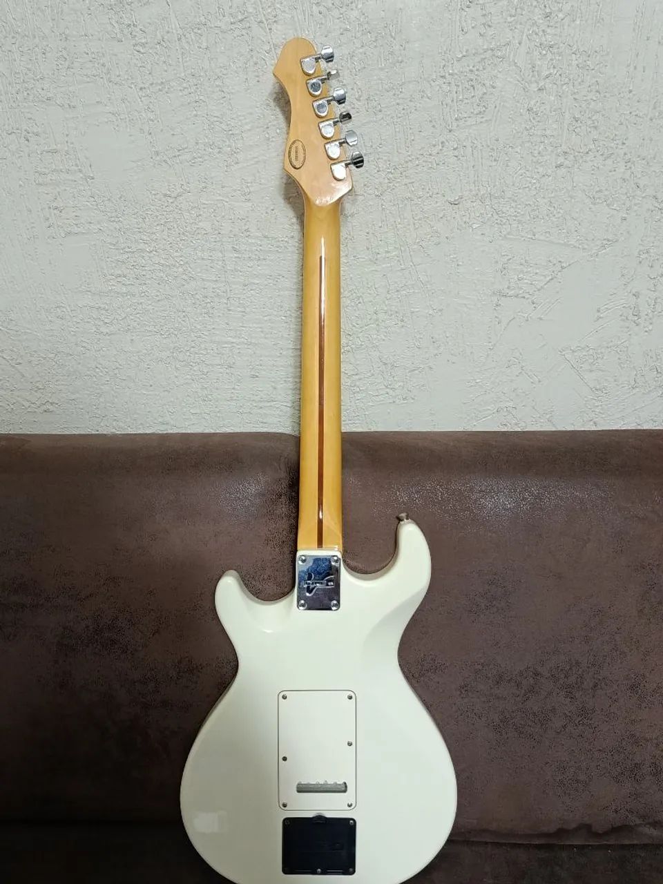 Guitarra Variax 600 Line 6 linda!!!! - Instrumentos musicais