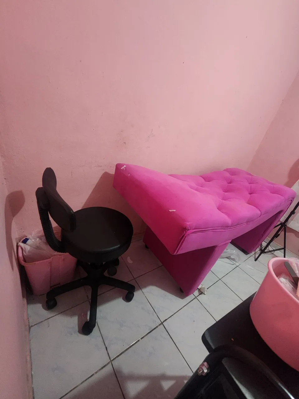 Maca rosa para estética + cadeira giratória ? ótimo estado<br>