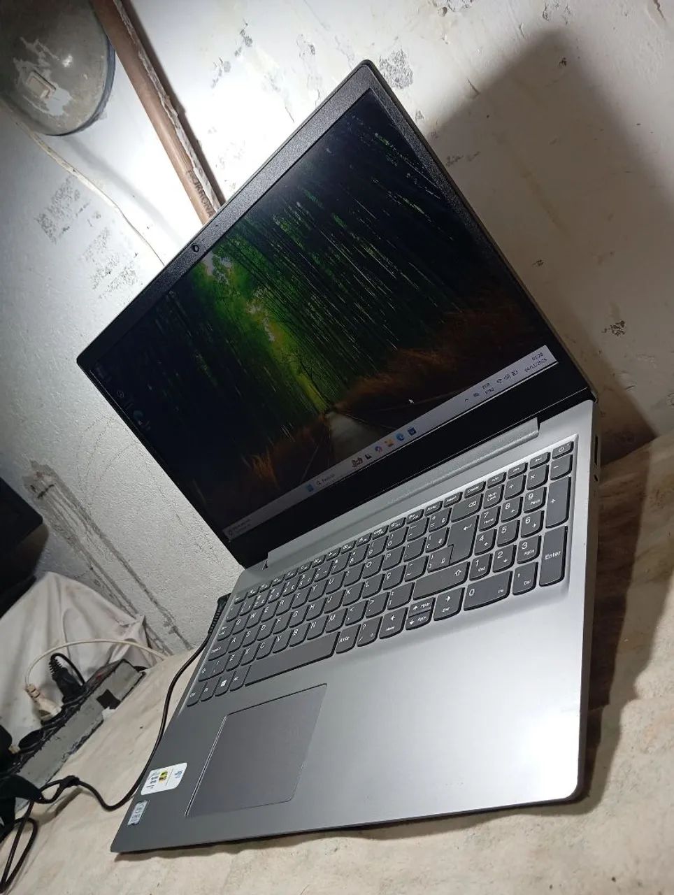 NOTEBOOK LENOVO DDR4 I3 8TH GENERATION 4GB ACCEPT WARRANTY CARD 1000$64308003734787122