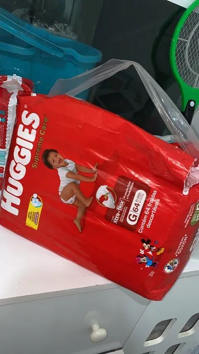 Fraldas Huggies Supreme Care G64 - Pacote com 64 Fraldas