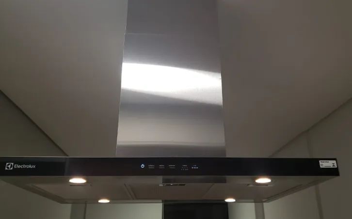 Coifa de Ilha Electrolux 90cm Inox Experience com Inteligência Artificial e Alto Poder Suc - Foto 2