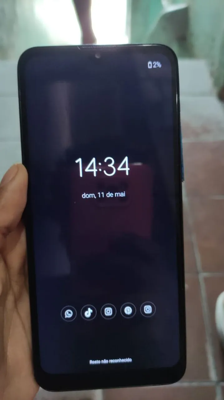 Motorola moto E7 "350" tem conversa