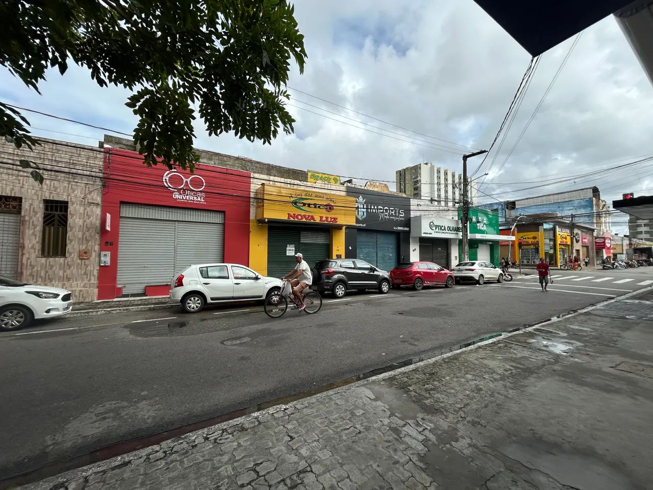 Alugo Loja na Rua Santo Amaro, 95