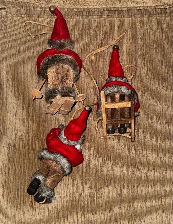 Papai Noel 12cm Kit Com 3 Sky + Treno + Escalador Importado - Foto 3