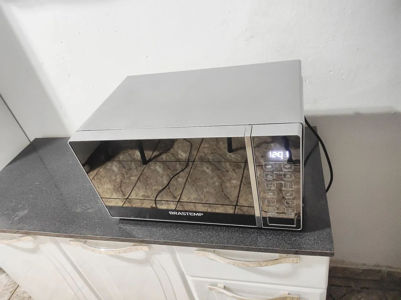 Microondas Brastemp Espelhado 20 Litros  - Foto 3