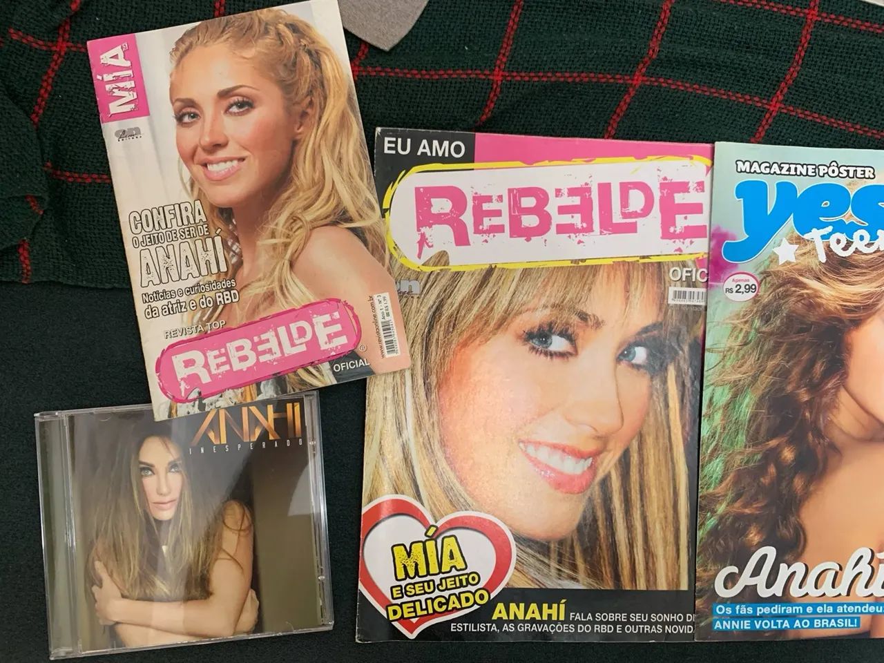 Revistas Rebelde e Yes Teen - Anahi