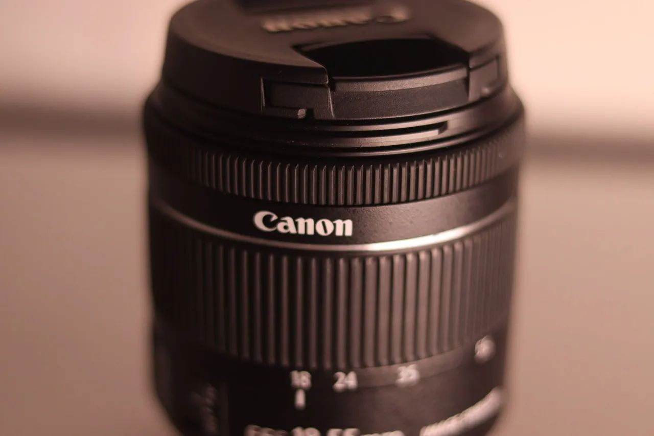 Lente Canon NOVA 18mm-55mm - Foto 6
