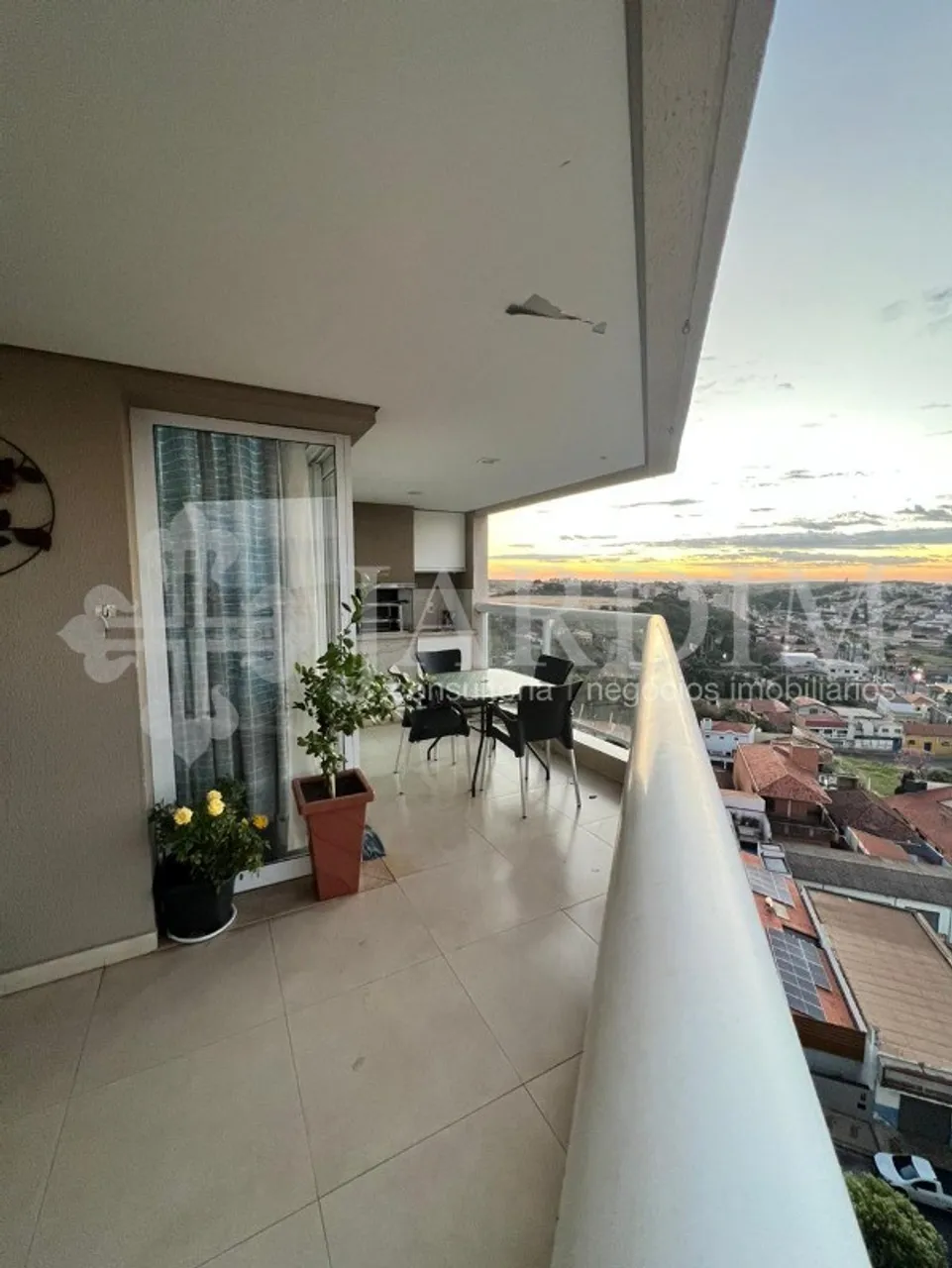 APARTAMENTO | RIO DAS PEDRAS