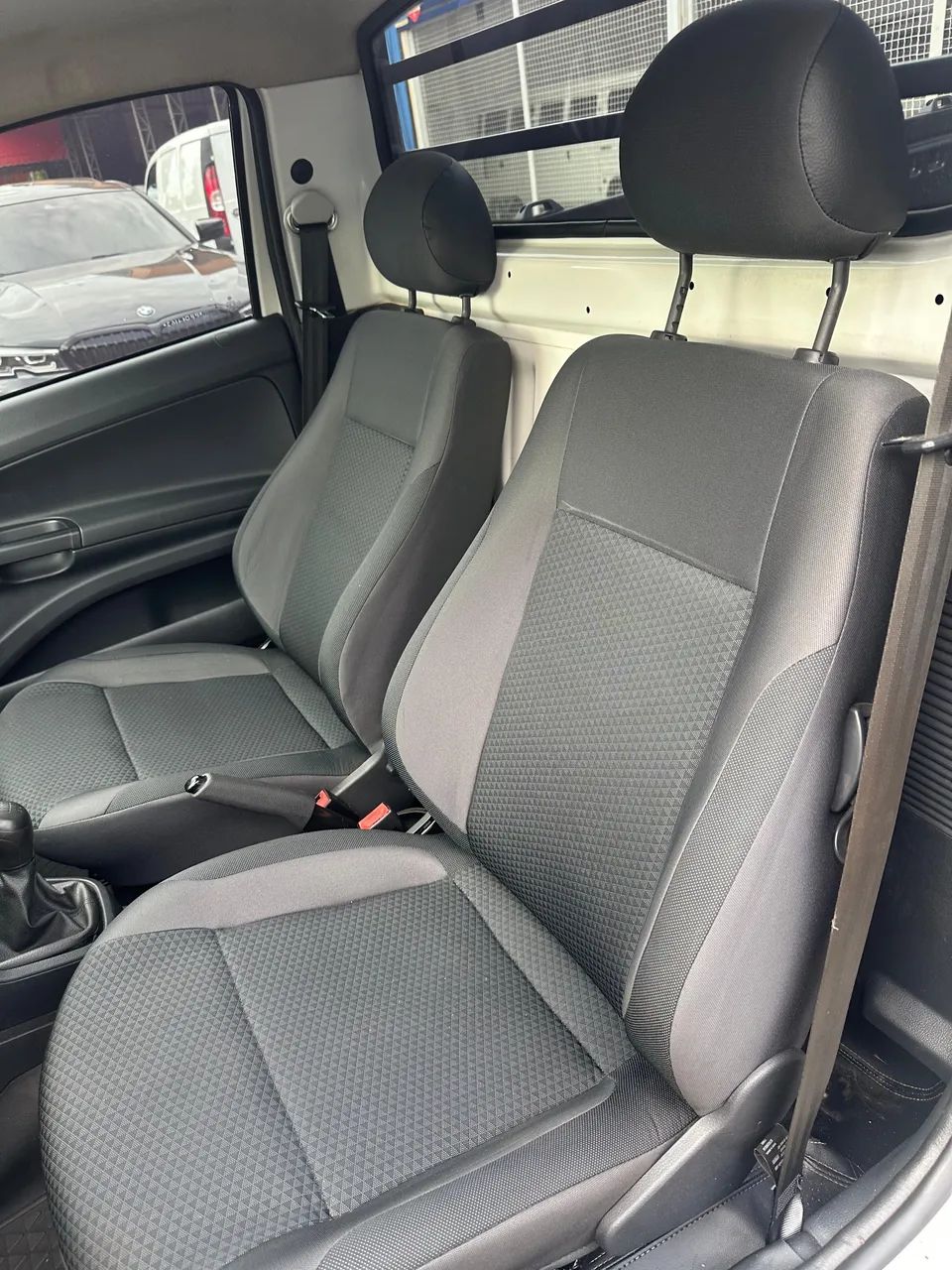 Volkswagen Saveiro Robust 1.6 Total Flex 16V 2023 - Foto 5