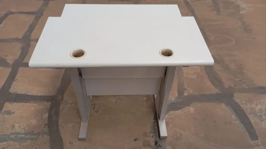Mesa Ergonômica com Regulagem de Altura e Tampos  - Foto 2
