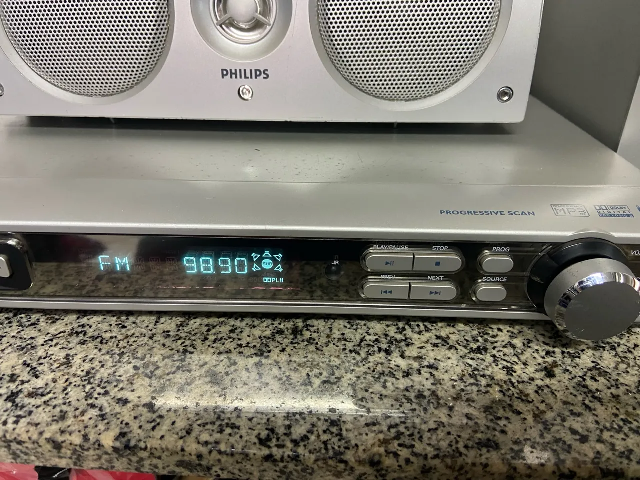 Home Theater Philips com FM e Progressive Scan