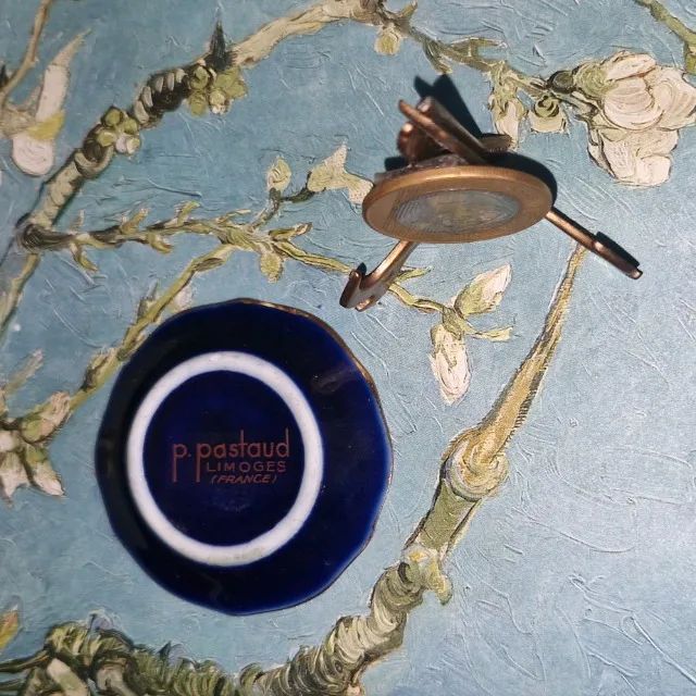 Limoges, pratinho miniatura de porcelana francesa 5cm, pintada a mão. Novo - Foto 4