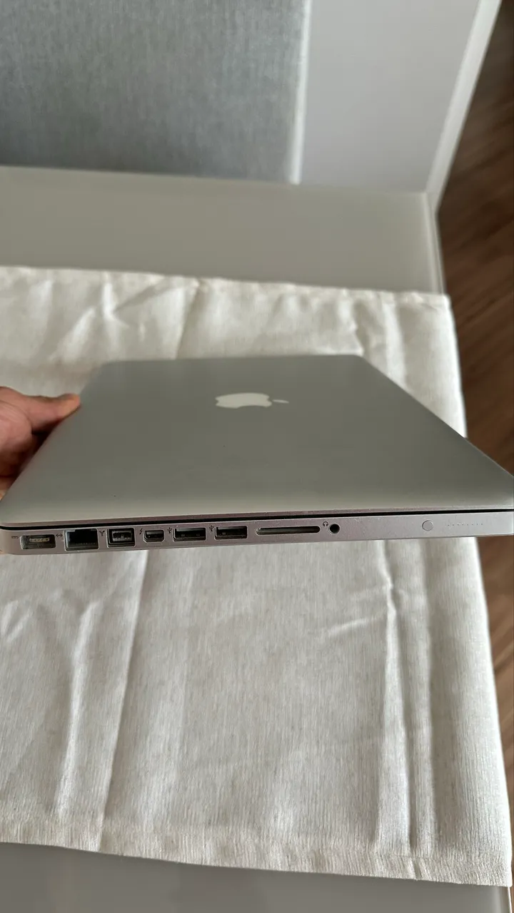macbook pro early 2015