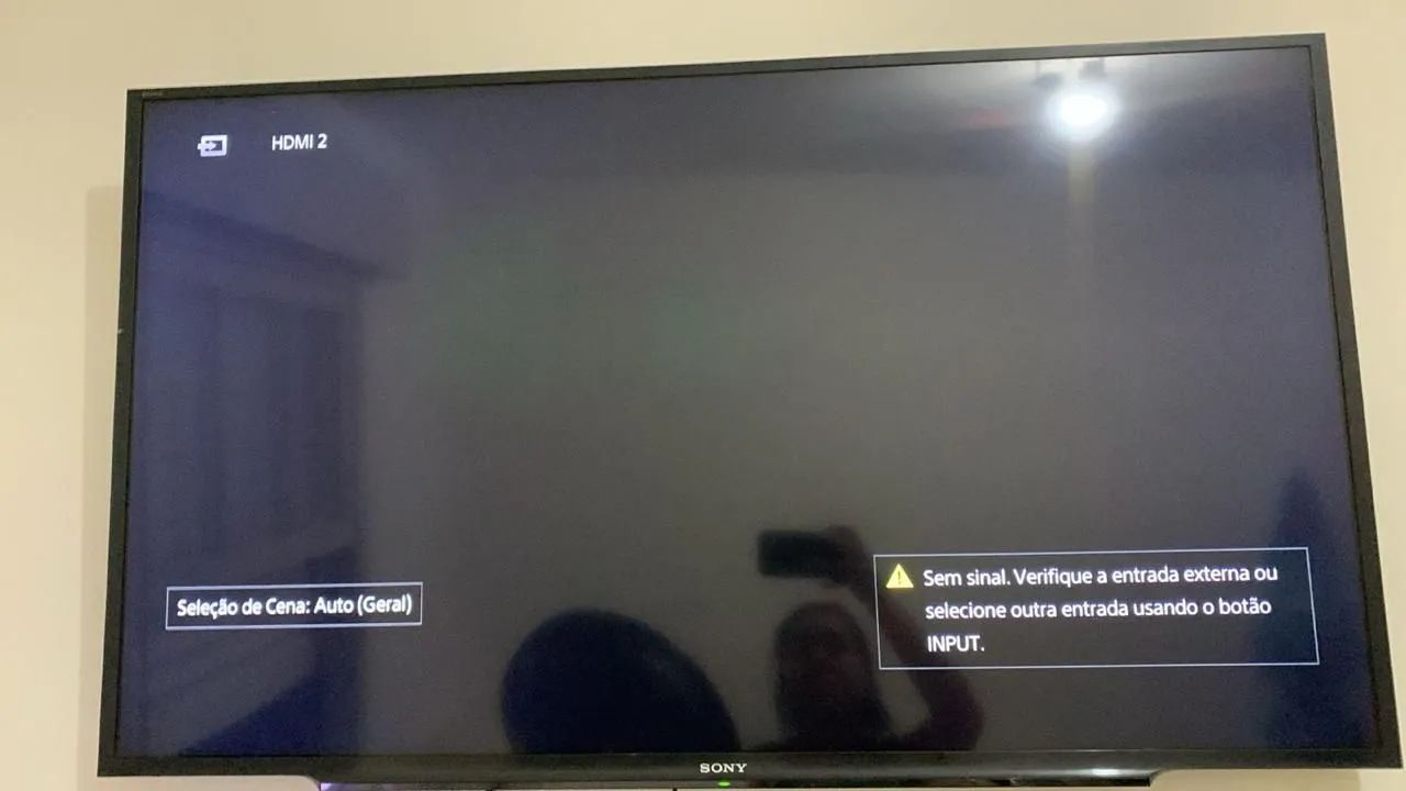 TV Sony com tela grande