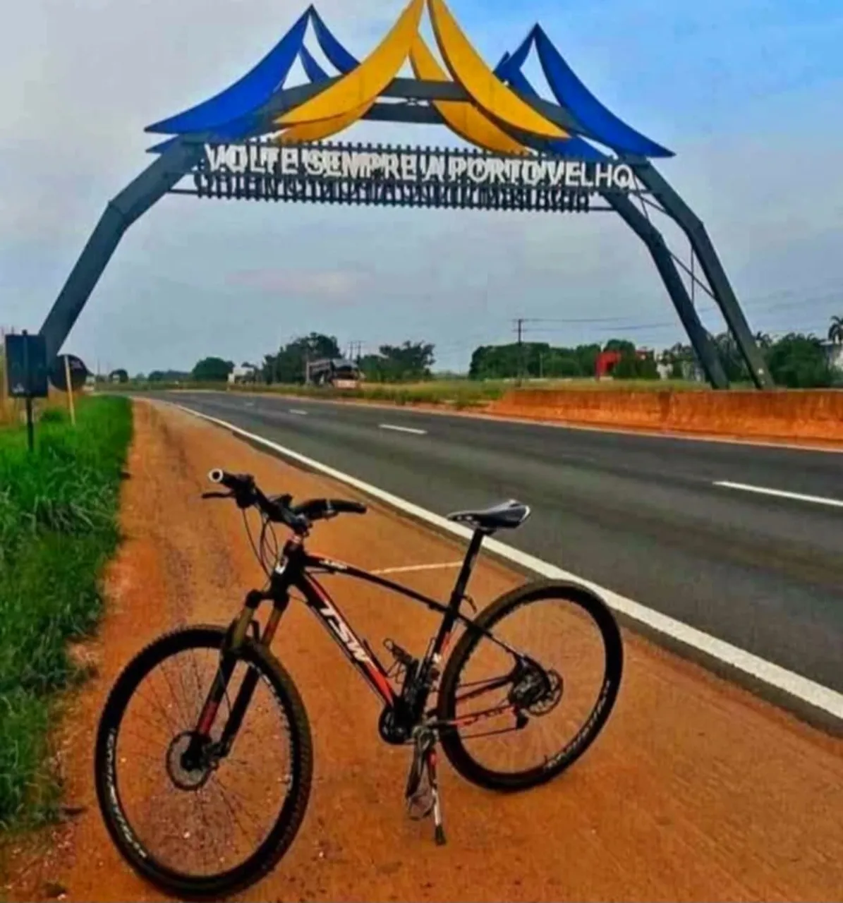 Bicicleta TSW Aro 29 aceito troca.