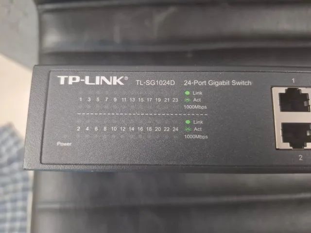 Switch / Roteador / Modem - Tp-link Gigabit 24 Portas Tl-sg1024d - Foto 2