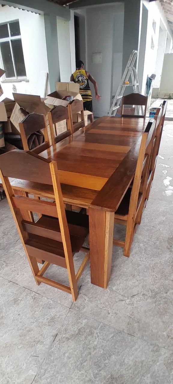 Mesa de Madeira Com 8 Cadeiras  - Foto 2