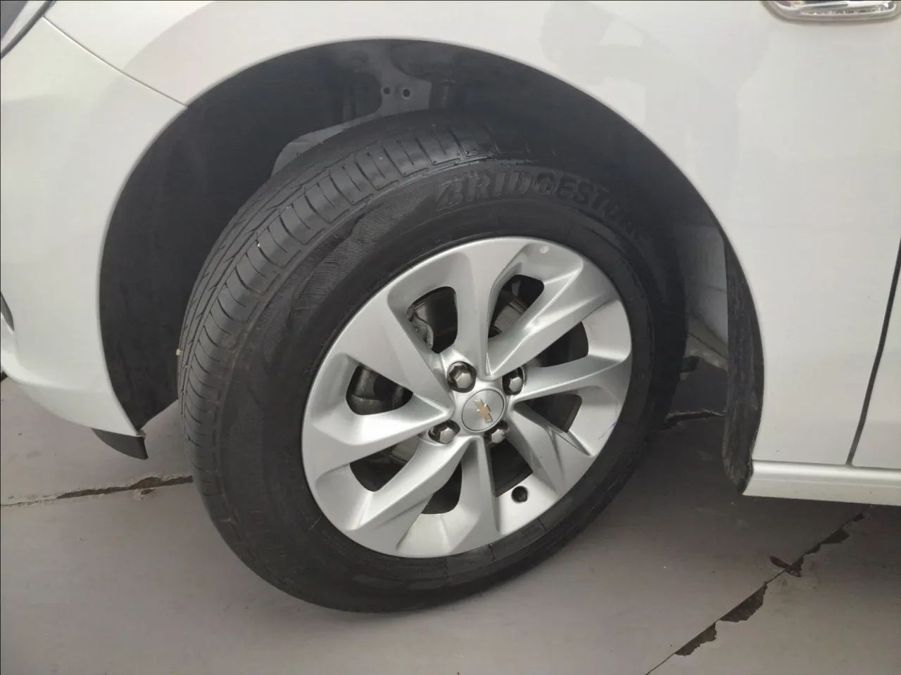Chevrolet Onix Hatch 1.0 12V Flex Mec. 4P, foto 11 de 18
