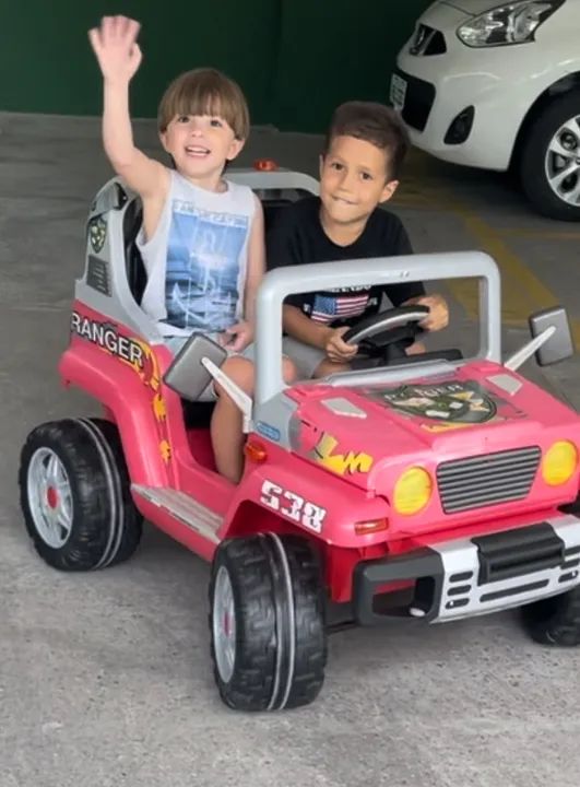 Jeep Ranger Elétrico Infantil - Peg Perego R$ 1500,00 - Foto 2