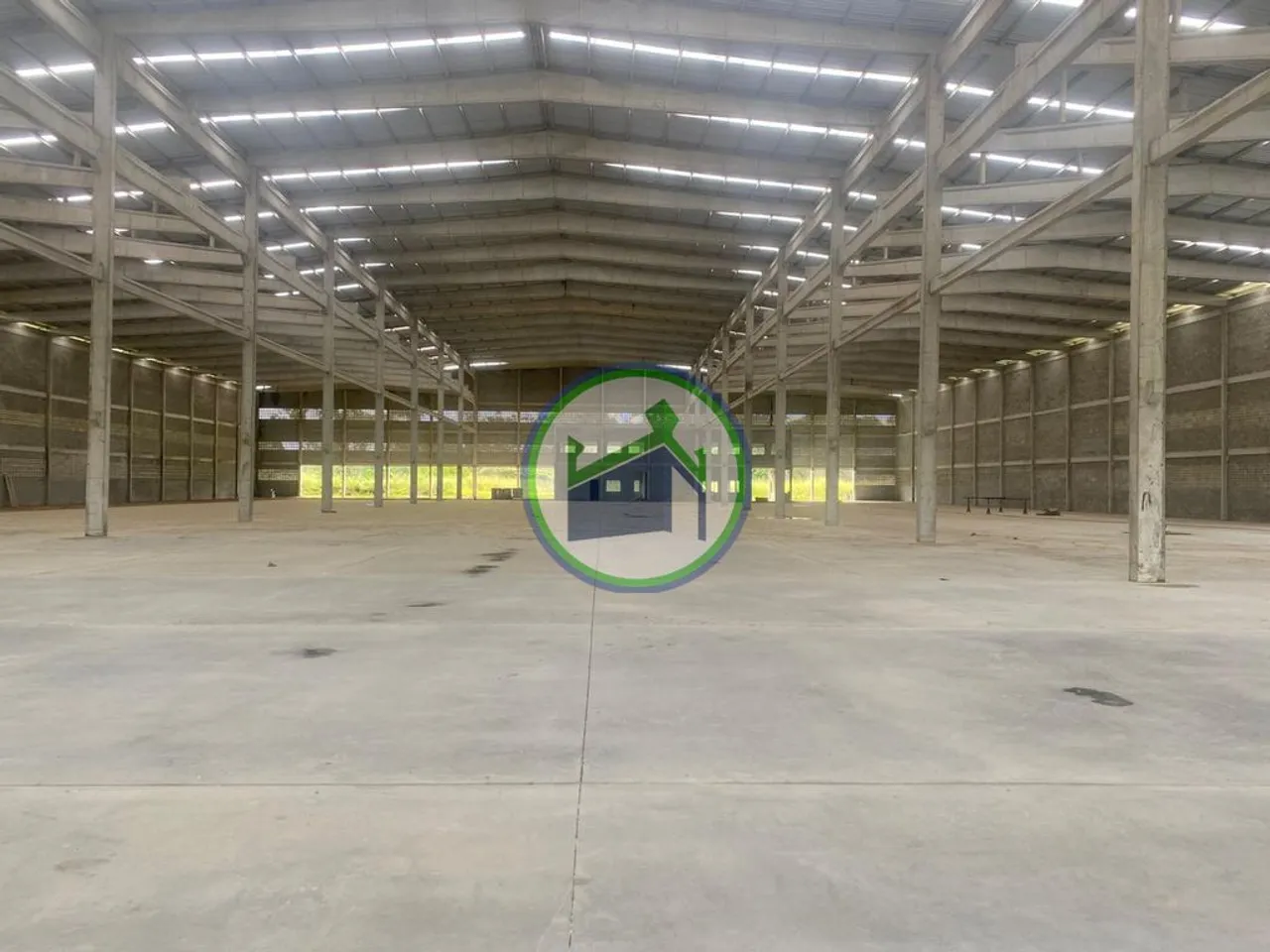 Galpão Industrial, 10.000m², BR 230, Santa Rita, também 5.000m²